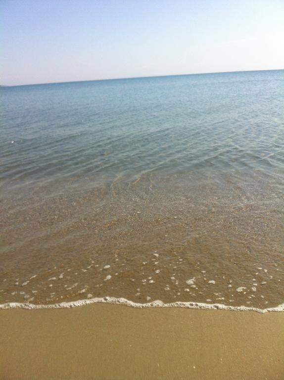 Beachfront Villa Hoopoe Schinias, Marathon חדר תמונה