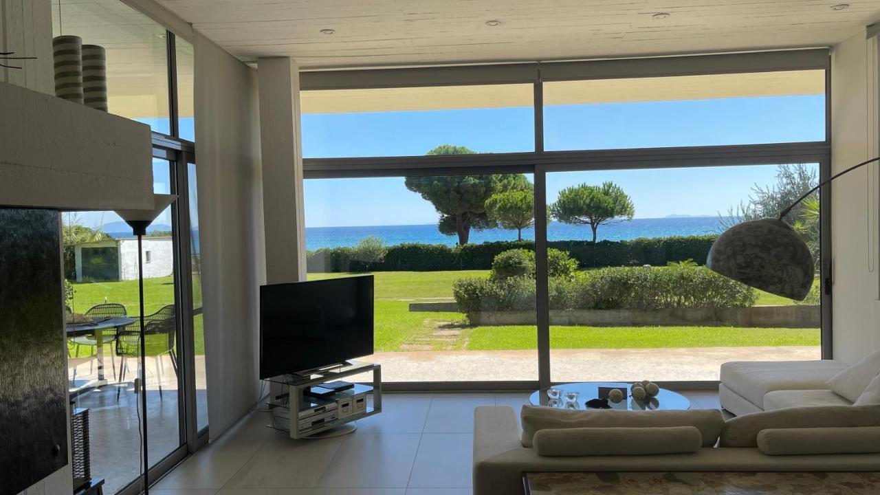 Beachfront Villa Hoopoe Schinias, Marathon מראה חיצוני תמונה